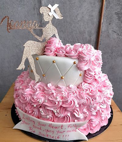 ΤΟΥΡΤΑ 3D GIRL FIGURE