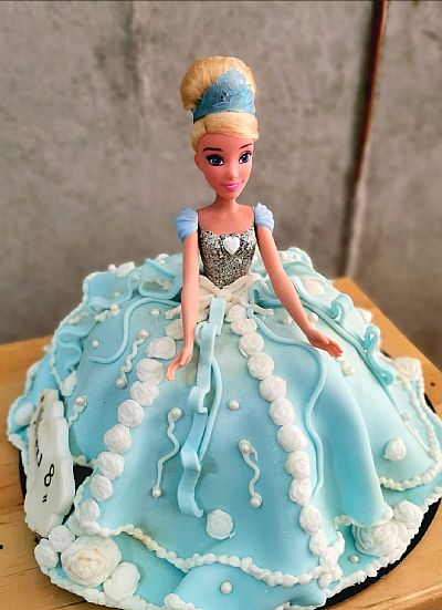 ΤΟΥΡΤΑ 3D BARBIE