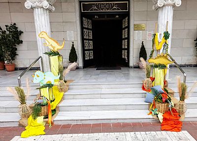 ΘΕΜΑ ΤΑ ΔΕΙΝΟΣΑΥΡΑΚΙΑ