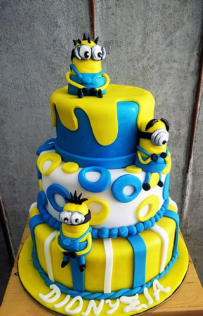 ΤΟΥΡΤΑ 3D MINIONS