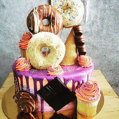 ΤΟΥΡΤΑ 3D DONUTS